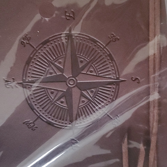 LEATHER COMPAS JOURNAL CAN REFILL THE PAGES - Picture 2 of 4